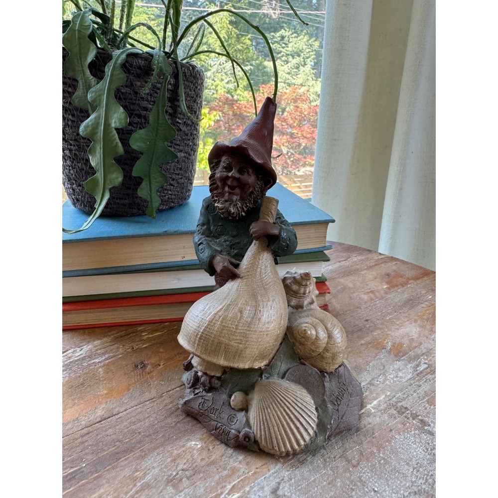 Vintage 1984 Tom Clark Gnome Johnny Figurine Cairn Studio Seashell Sculpture